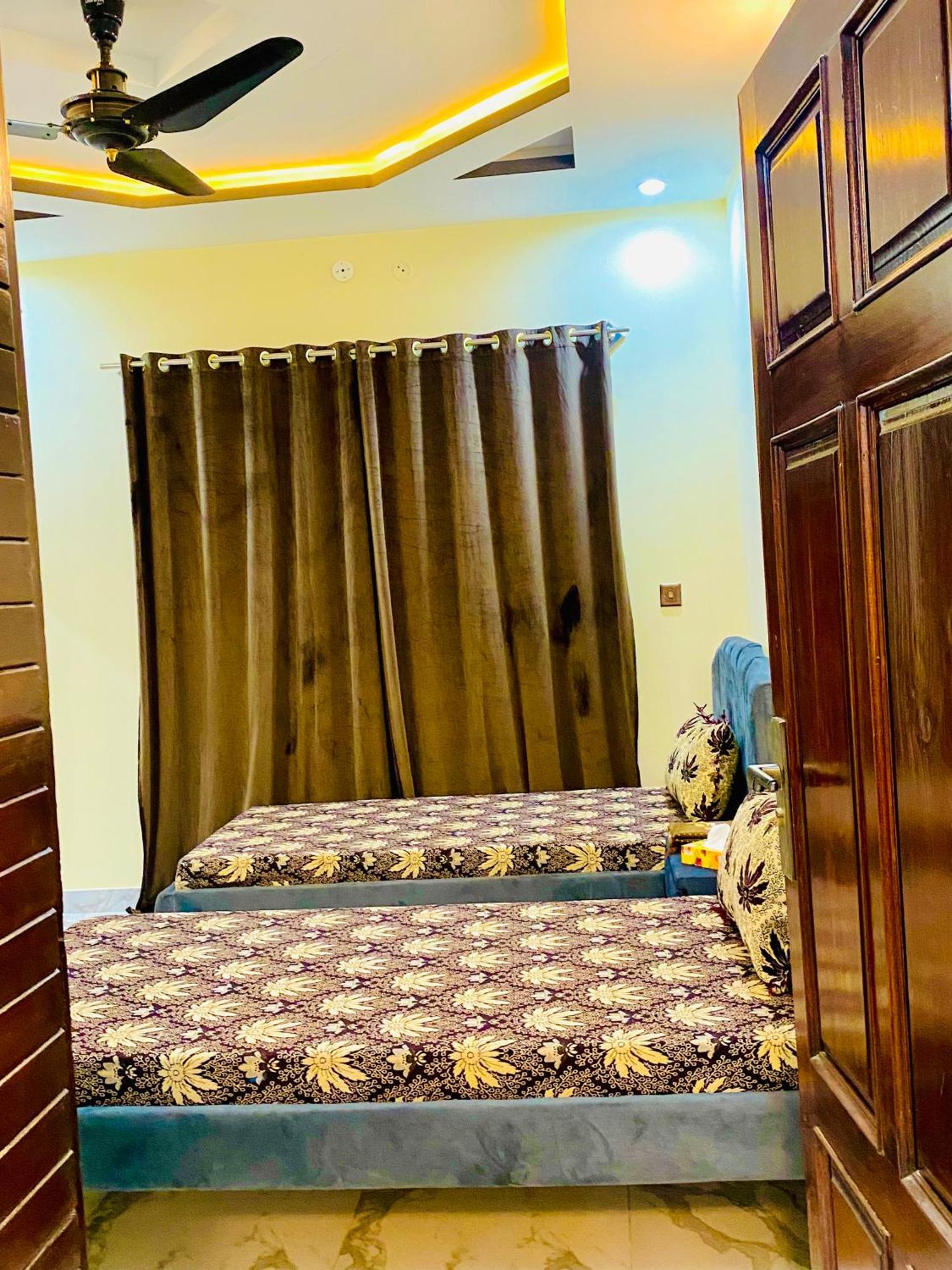 Moonlight Guest House Rawalpindi Zewnętrze zdjęcie