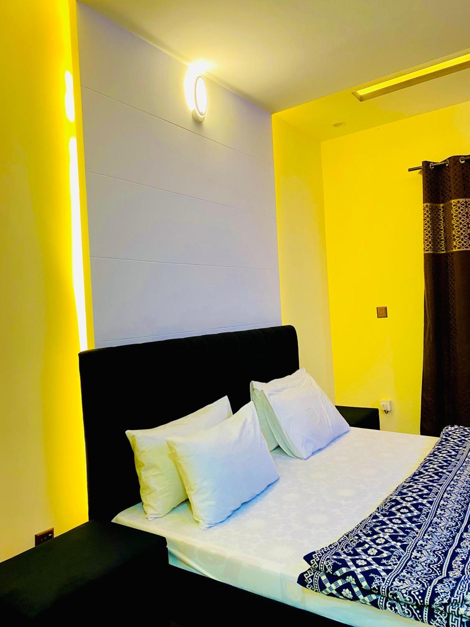 Moonlight Guest House Rawalpindi Zewnętrze zdjęcie