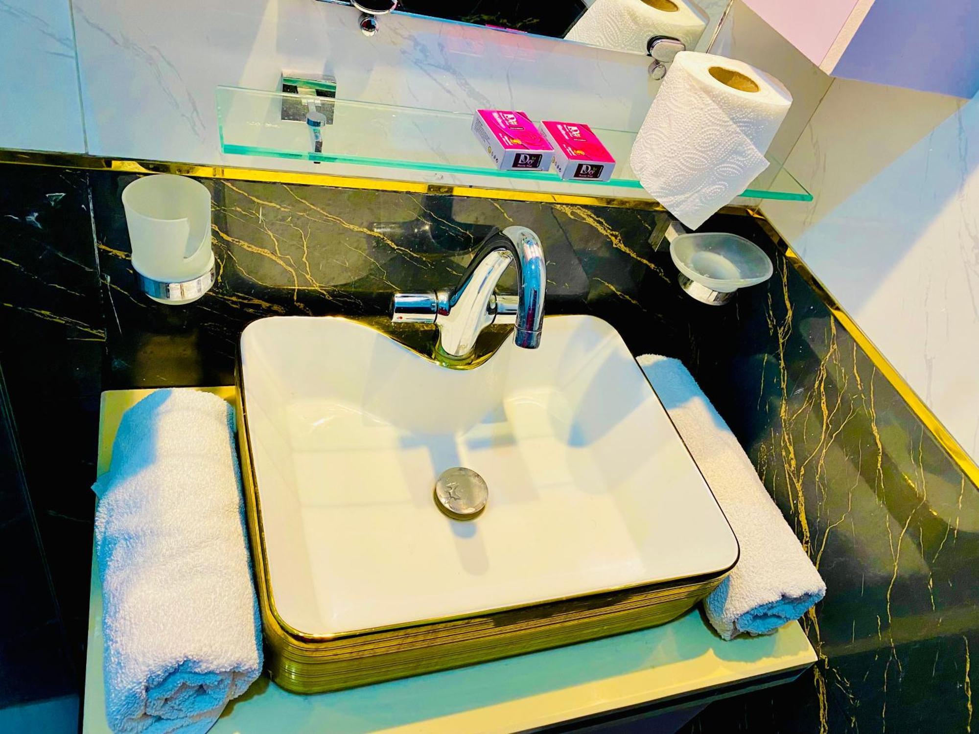 Moonlight Guest House Rawalpindi Zewnętrze zdjęcie